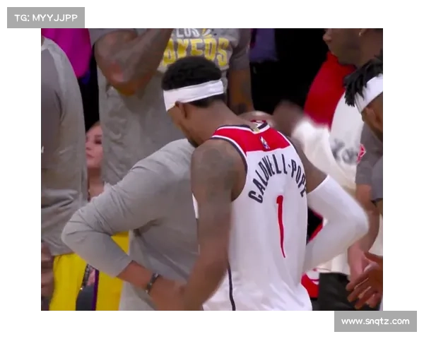 NBA球星紧紧拥抱的那一刻 看哭了! NBA球星紧紧拥抱的那一刻 看哭了!